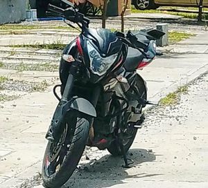 ¡DESPUÉS DE 15 DÌAS REPORTAN MOTOCICLETA ABANDONADA EN LAGOS DE PUENTE MORENO!