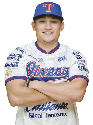 ¡UNA HISTORIA LLAMADA BEISBOL! | ARELLANO EL HÉROE - Los Olmecas de Tabasco vencieron dramáticamente 4-3 a los Pericos de Puebla en 11 entradas para empatar la Serie de Campeonato de la Zona Sur *El Parque Centenario del 27 de Febrero lució una…