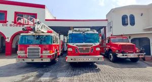 ¡DESFILE DE BOMBEROS! - MUNICIPALES Y CONURBADOS