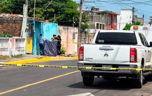 ¡IDENTIFICAN A MUJER HALLADA SIN VIDA EN CALLES DE PLAYA LINDA!