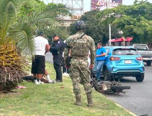 ¡ARROLLAN A BIKER EN LA AVENIDA CUAUHTÉMOC!