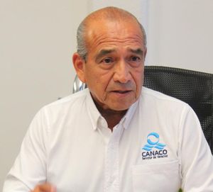 ¡CANACOS VS. COMERCIO INFORMAL! - *Ponen orden en la zona de mercados y el Centro Histórico
