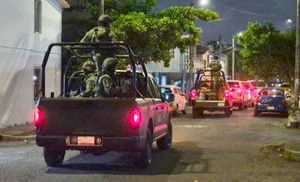 ¡OPERATIVO DE LA FGE EN LA UNIDAD HABITACIONAL EL COYOL!
