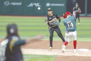 ¡UNA HISTORIA LLAMADA BEISBOL! Por: Edgar Ochoa/ NOTIVER Diablos entrega la corona Los Pericos de Puebla vuelan alto y lo hicieron a pulso, con una actuación que quedará marcada en estos playoffs. La novena verde venció 3-0 a los Diablos Rojos del…