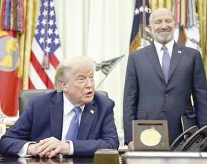 ¡FIRMA TRUMP MÁS DECRETOS CONTRA CIUDADANÍA POR NACIMIENTO!