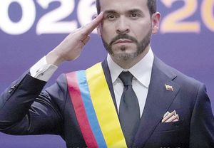 ¡ASUME DE LA ESPRIELLA; ORDENA ATACAR AL 'NARCOTERRORISMO'!