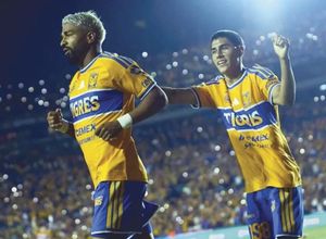 ¡ATLANTE CAE CON LA CARA AL SOL EN SU VISITA A TIGRES!