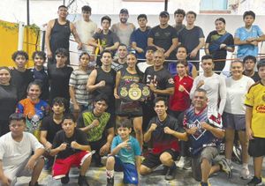 ¡PRESUME “LA BOMBA” SU CINTURÓN MUNDIAL!