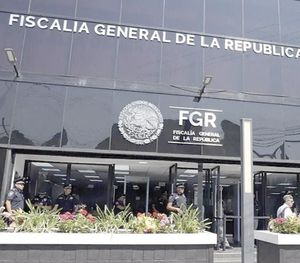 ¡RASTREA SEGURIDAD, FGR Y UIF A ASPIRANTES!