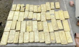 ¡ALBAÑILES ENCUENTRAN MILLONES DE EUROS EN ORO OCULTO EN UNA PARED!