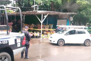 ¡CONATO DE INCENDIO EN LOCALES DE FLORES JUNTO AL PARQUE CRI-CRI!
