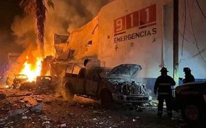 ¡EXPLOTA UN AUTO-BOMBA! - EN ZACATECAS