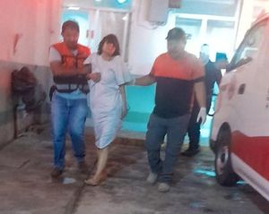 ¡MUERE MUJER QUE ANDABA SIN ROPA EN LA AUTOPISTA!