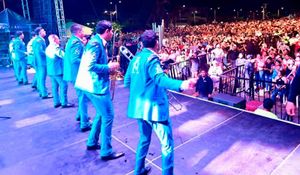 ¡CERROJAZO AL FESTIVAL DEL MAR! - A RITMO DE LA BANDA EL LIMÓN