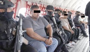 ¡DETIENEN A 'SINDICALISTAS' EN OAXACA POR DESPOJO Y EXTORSIÓN!