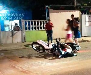 ¡PERSIGUEN Y ASESINAN A MOTOCICLISTA EN MINATITLÁN!