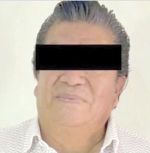 ¡DETIENEN AL PRESIDENTE MUNICIPAL DE SAN JUAN TIANGUISMANALCO!
