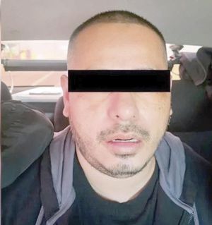 ¡DETIENEN A 'KOKI', OPERADOR DE LÍDER DE “LA BARREDORA”!