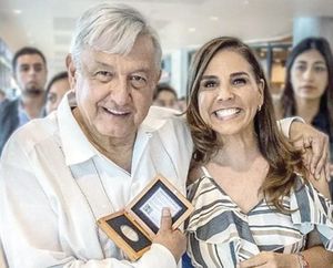 ¡MARA LEZAMA USA JET PRIVADO PARA IR A EU!