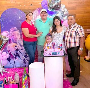 GIANNA SOFÍA CELEBRA 6 AÑITOS