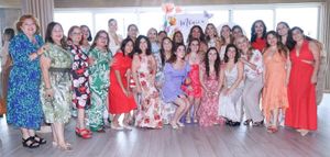 MÓNICA CELEBRA 60 AÑOS