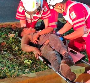 ¡BIKER ARROLLADO POR CAFRE QUE SE DIO A LA FUGA!
