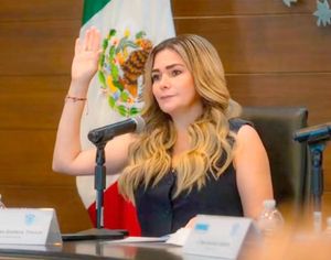 ¡LE METEN 2 MILLONES A ESCUELAS!