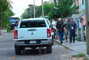¡MÁS OPERATIVOS DE LA FGE, AHORA EN EL OASIS Y LOMAS 4!