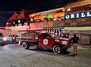 ¡SE INCENDIA RESTAURANTE DE HAMBURGUESAS ‘EL GRILL’!