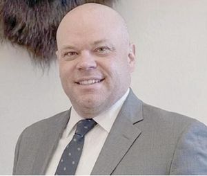 ¡ANUNCIA TRUMP A ADAM TELLE COMO TITULAR INTERINO DE EJÉRCITO!