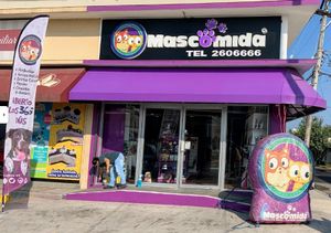 ¡ATRACAN ‘MASCOMIDA’ EN PLAYA LINDA!