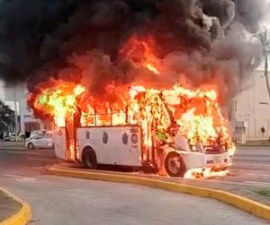 ¡ARDE ‘BOQUEÑO’! - FRENTE A COSTA DE ORO