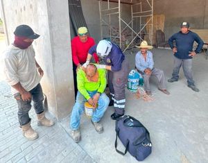 ¡CAYÓ DE ANDAMIO EN FERRETERÍA DE MEDELLÍN!