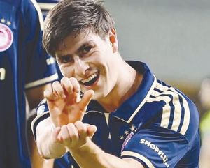 ¡SE ESTRENA “HORMIGA” GONZÁLEZ COMO GOLEADOR EN GRECIA!