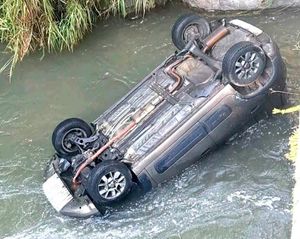 ¡CAE AL RÍO!