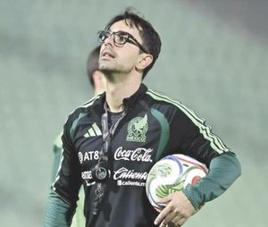 ¡DEJA PREPARADOR FÍSICO AL TRI DE MÁRQUEZ!