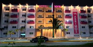 ¡FLAMAZO EN EL HOTEL MORE!