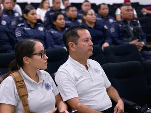 ¡DETIENEN A MESERO CON UNA SUPER MOTO CON REPORTE DE ROBO!