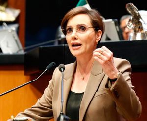 ¡TRUENA LILY TÉLLEZ! - *Contra el delegado del IMSS Bienestar, Roberto Ramos Alor