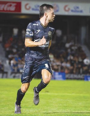 ¡“EN ESTA LIGA NO PUEDES RELAJARTE”!: DIEGO CRUZ