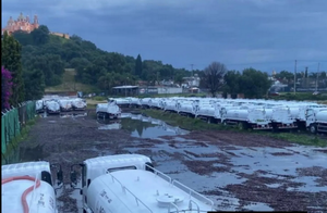 ¡HABITANTES DE CHOLULA OBLIGAN AL GOBIERNO A SACAR “PIPAS DEL BIENESTAR” DE ZONA ARQUEOLÓGICA!