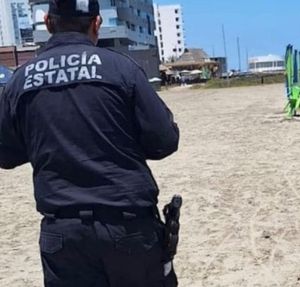 ¡DETIENEN A OBRERO CONDUCIENDO MOTO CON REPORTE DE ROBO!