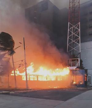 ¡SE CHAMUSCA RESTAURANTE VILLARRICA!