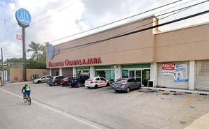 ¡ASALTAN FARMACIA GUADALAJARA EN LA RESERVA 2!