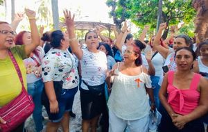 ¡SE ‘REBELAN’ UNAS ‘NENIS’!
