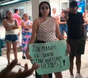 ¡DENUNCIAN A MAESTRO POR “ACOSO VISUAL”! - *Detonante cuando pidió de tarea un croquis de "como llegar a casa"
