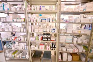 ¡SE LOS MOCHAN! - A 40 EMPRESAS PROVEEDORES DE MEDICAMENTOS