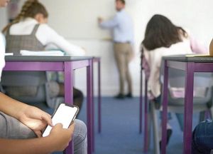¡NI UN CELULAR MÁS EN LAS PRIMARIAS Y SECUNDARIAS! - SIEMPRE SI