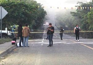 ¡DEJAN CUERPO ENCOSTALADO EN PAPANTLA!