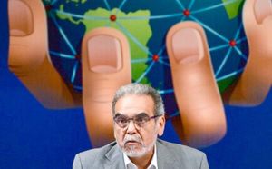 ¡NO VINO CÁRDENAS! - A LA UV